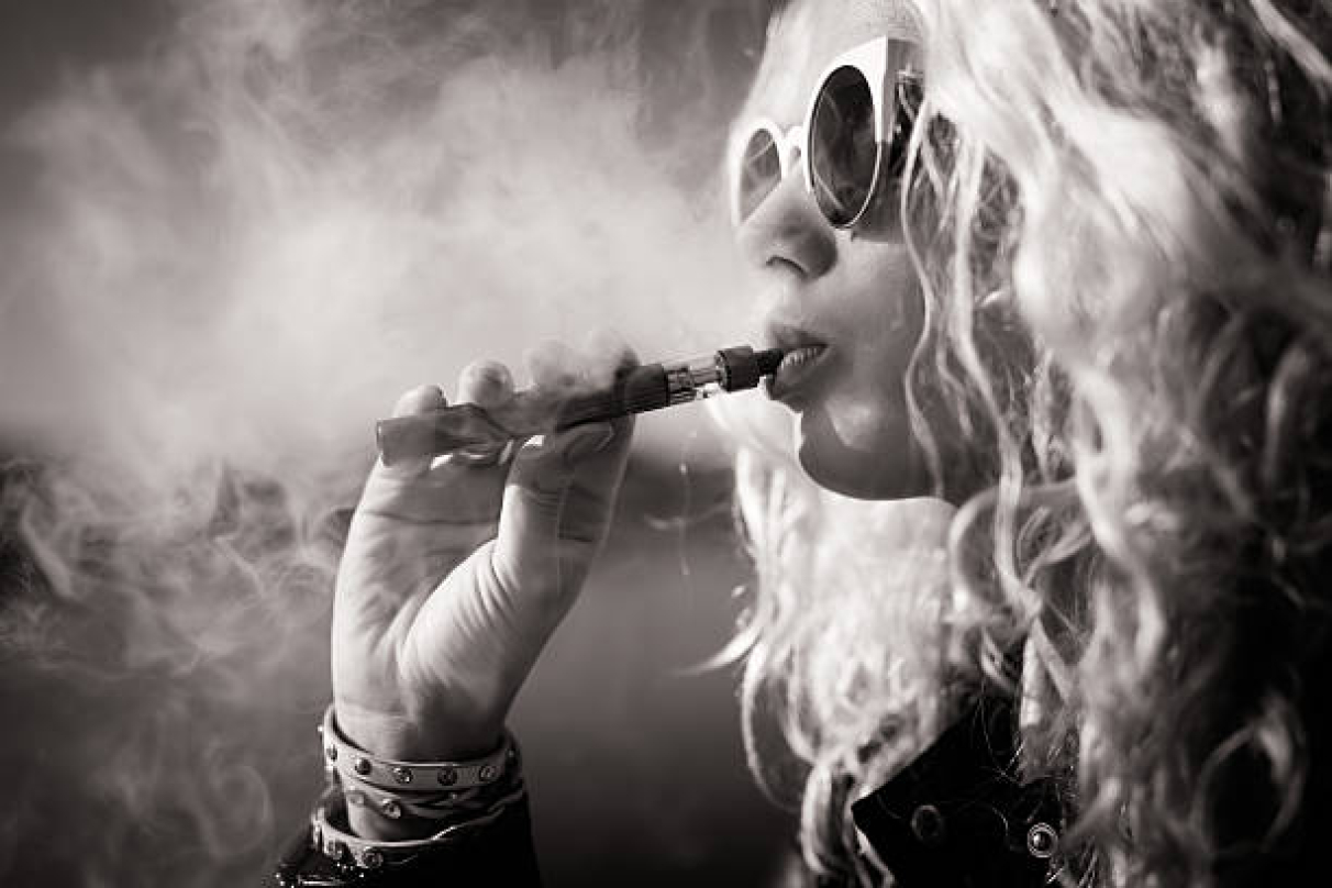 Can you use NoNic vaporizers at bus stops?